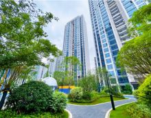 穿紫河壹号即将盛大交付，由常德东泰开发，位于武陵区优势地段。配套齐全，品质高端。双入户大堂精美，园林设施完善，细节把控到位，只为给业主温馨家园，开启美好新生活。