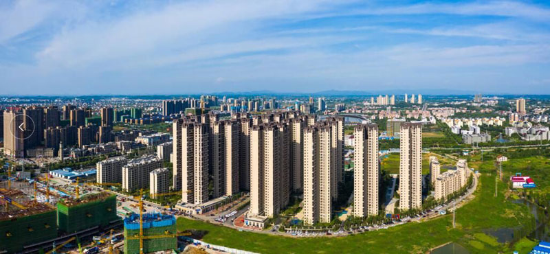 衡阳梧桐庄园位于珠晖区衡州大道东48号（师院旁、酃湖公园畔）,近期房价6000元/平米,后续将不定期为您带来衡阳梧桐庄园房价走势等动态,包括开盘日期、团购优惠、户型图等信息。