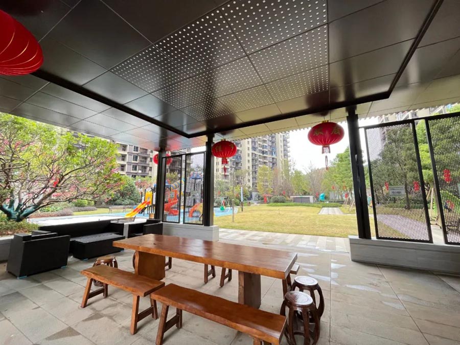 衡山县万象开云府位于衡山县衡山大道景贤对面,近期房价5200元/平米,后续将不定期为您带来衡山县万象开云府房价走势等动态,包括开盘日期、团购优惠、户型图等信息。