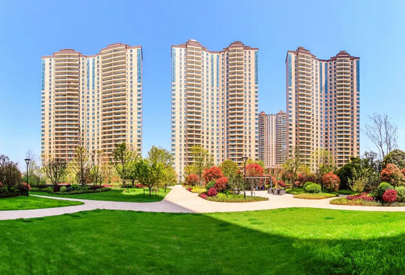 株洲湘水湾位于天元珠江南路1号,近期房价7500元/平米,后续将不定期为您带来株洲湘水湾房价走势等动态,包括开盘日期、团购优惠、户型图等信息。