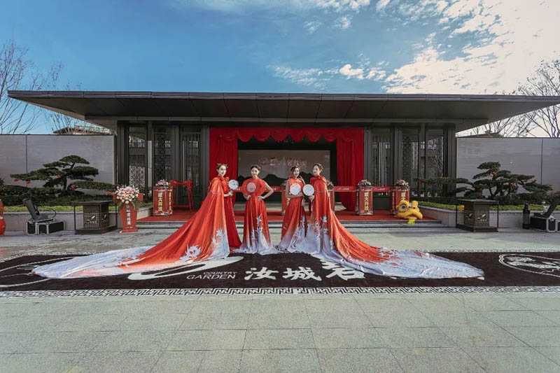 汝城县碧桂园位于汝城县九龙大道与义昌大道交汇处,近期房价5200元/平米,后续将不定期为您带来汝城县碧桂园房价走势等动态,包括开盘日期、团购优惠、户型图等信息。