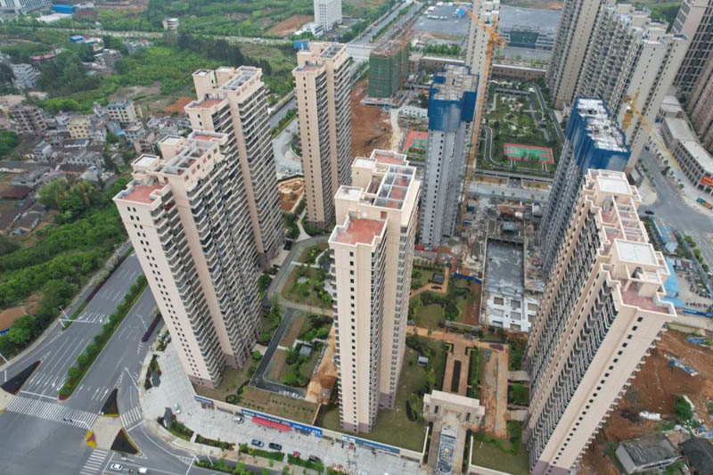 汝城县翡翠华庭位于汝城县汝城大道与三江大道交汇处,近期房价4500元/平米,后续将不定期为您带来汝城县翡翠华庭房价走势等动态,包括开盘日期、团购优惠、户型图等信息。