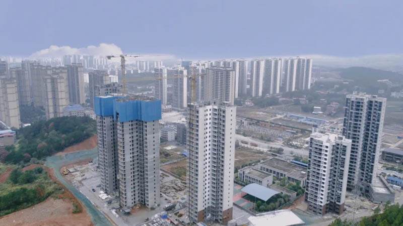 安仁县源丰雅苑位于安仁县八一东路（县司法局右侧）,近期房价4000元/平米,后续将不定期为您带来安仁县源丰雅苑房价走势等动态,包括开盘日期、团购优惠、户型图等信息。