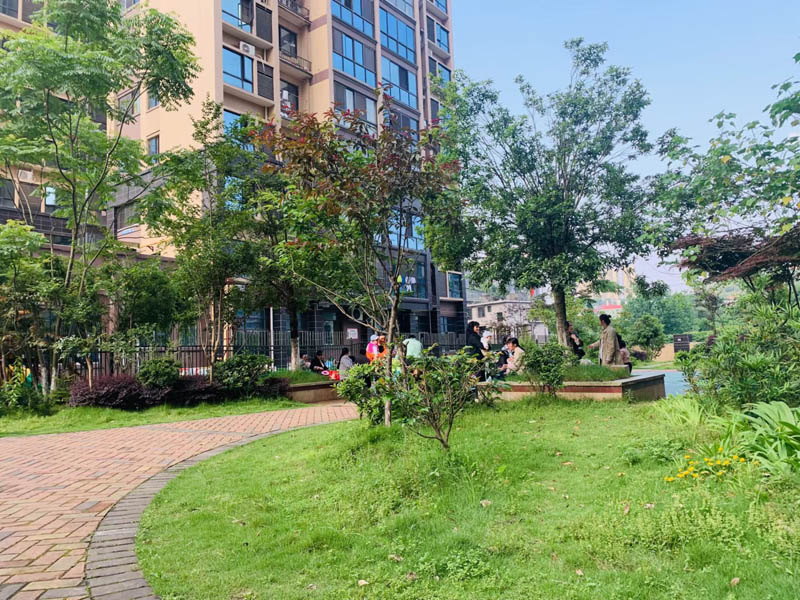 郴州郴州颐和星湾位于郴州市五岭广场冲口路118号（市工商银行旁）,近期房价6000元/平米,后续将不定期为您带来郴州郴州颐和星湾房价走势等动态,包括开盘日期、团购优惠、户型图等信息。